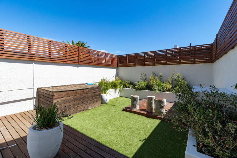 To Let 3 Bedroom Property for Rent in Camps Bay Western Cape